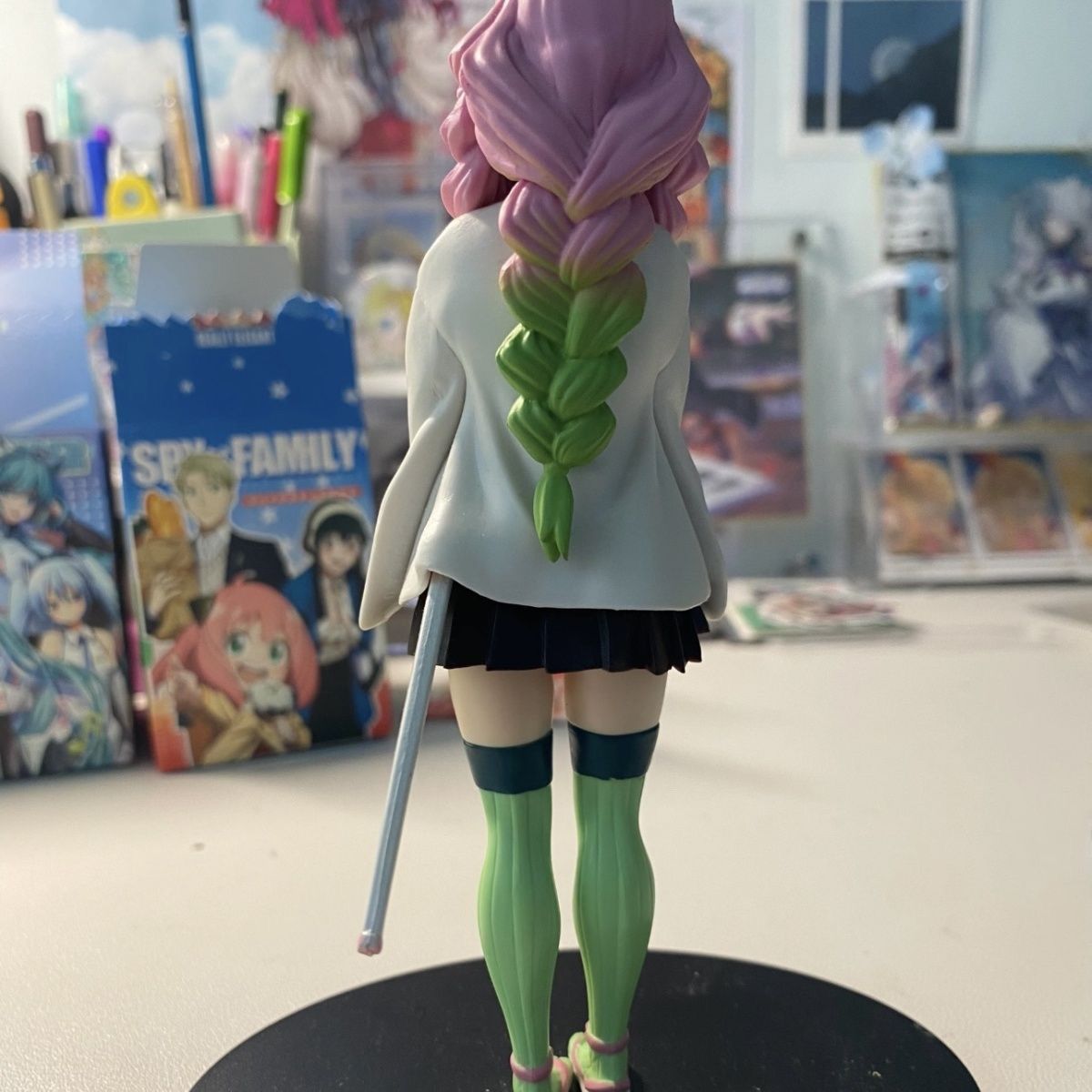 مجسم شخصية قاتل الشياطين ميتسو - مراجعة Cosplay Prop Display وسعره