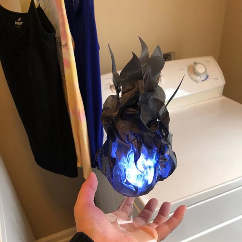 كرة نارية عائمة جديدة للهالوين - مراجعة Cosplay Fireball Prop وسعره