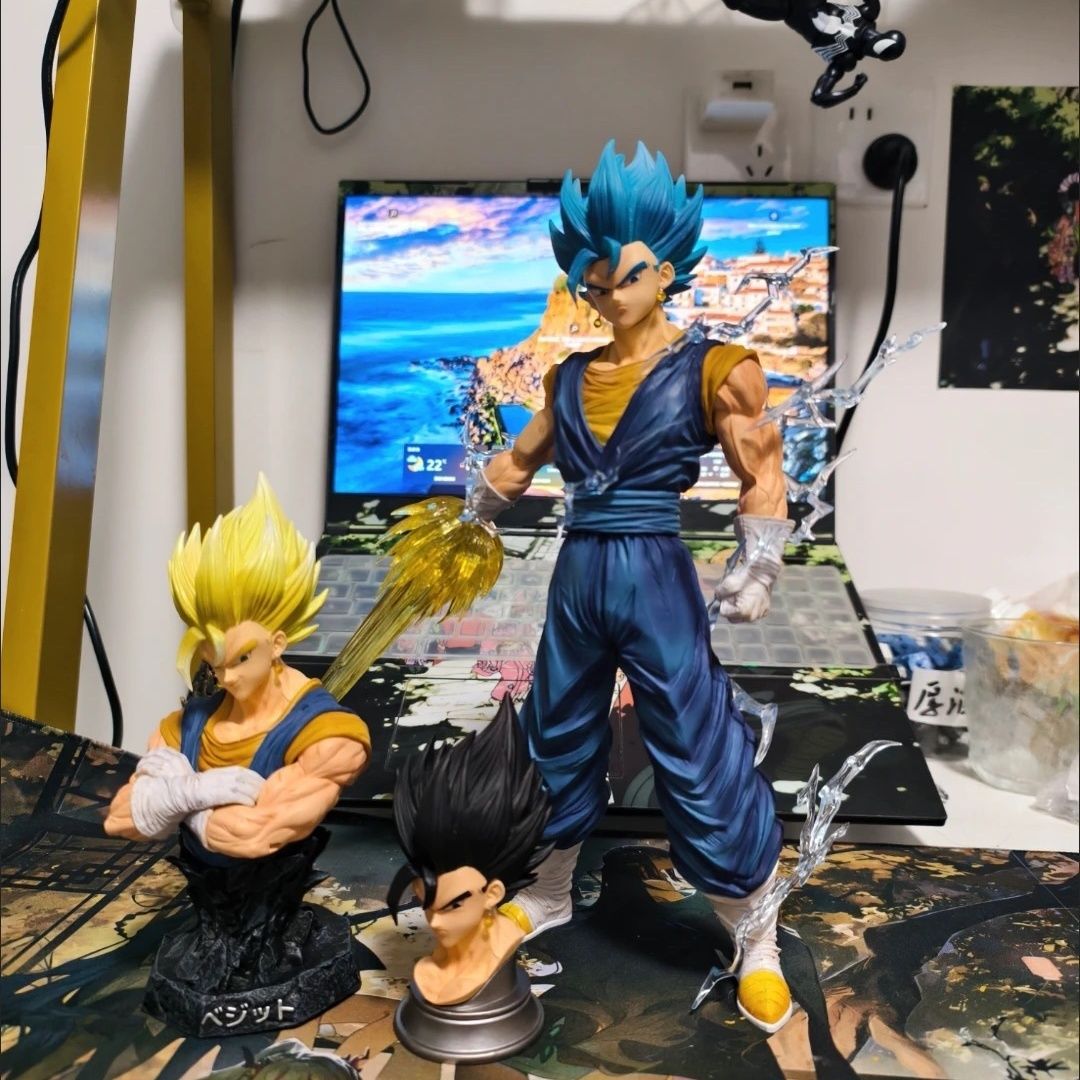 مجموعة شخصيات أنمي محاربين قاب - مراجعة Cosplay Prop Display وسعره